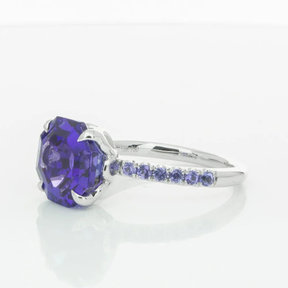 18ct White Gold Tanzanite Octavus Ring