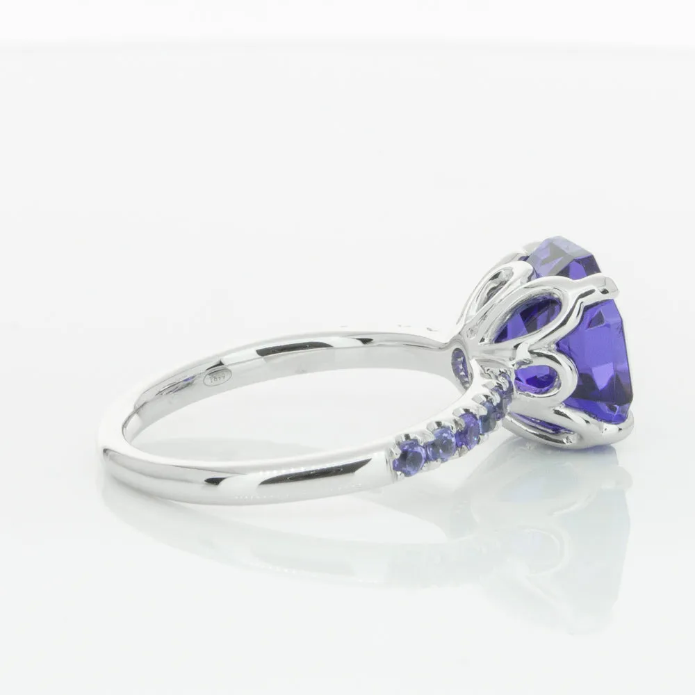 18ct White Gold Tanzanite Octavus Ring