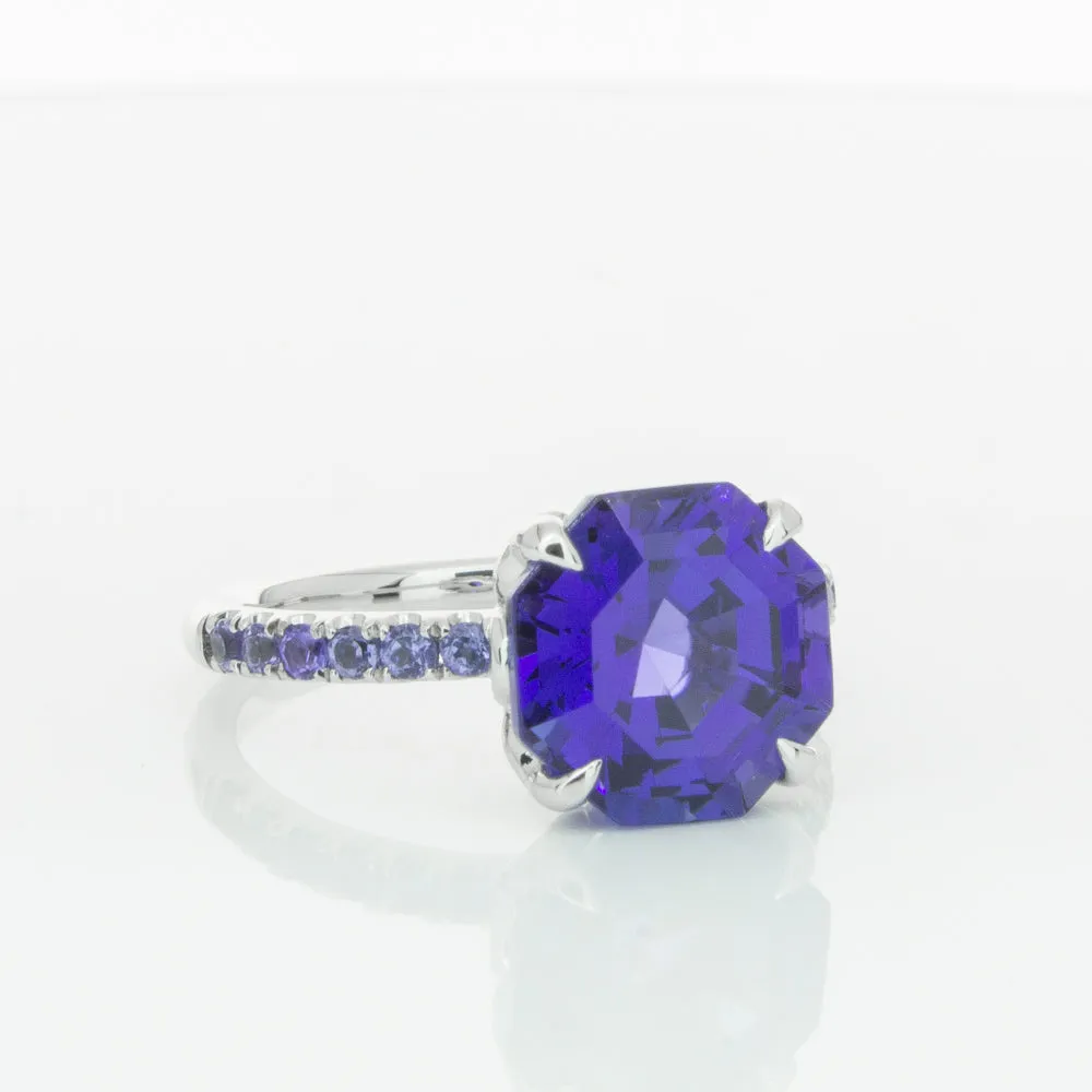 18ct White Gold Tanzanite Octavus Ring