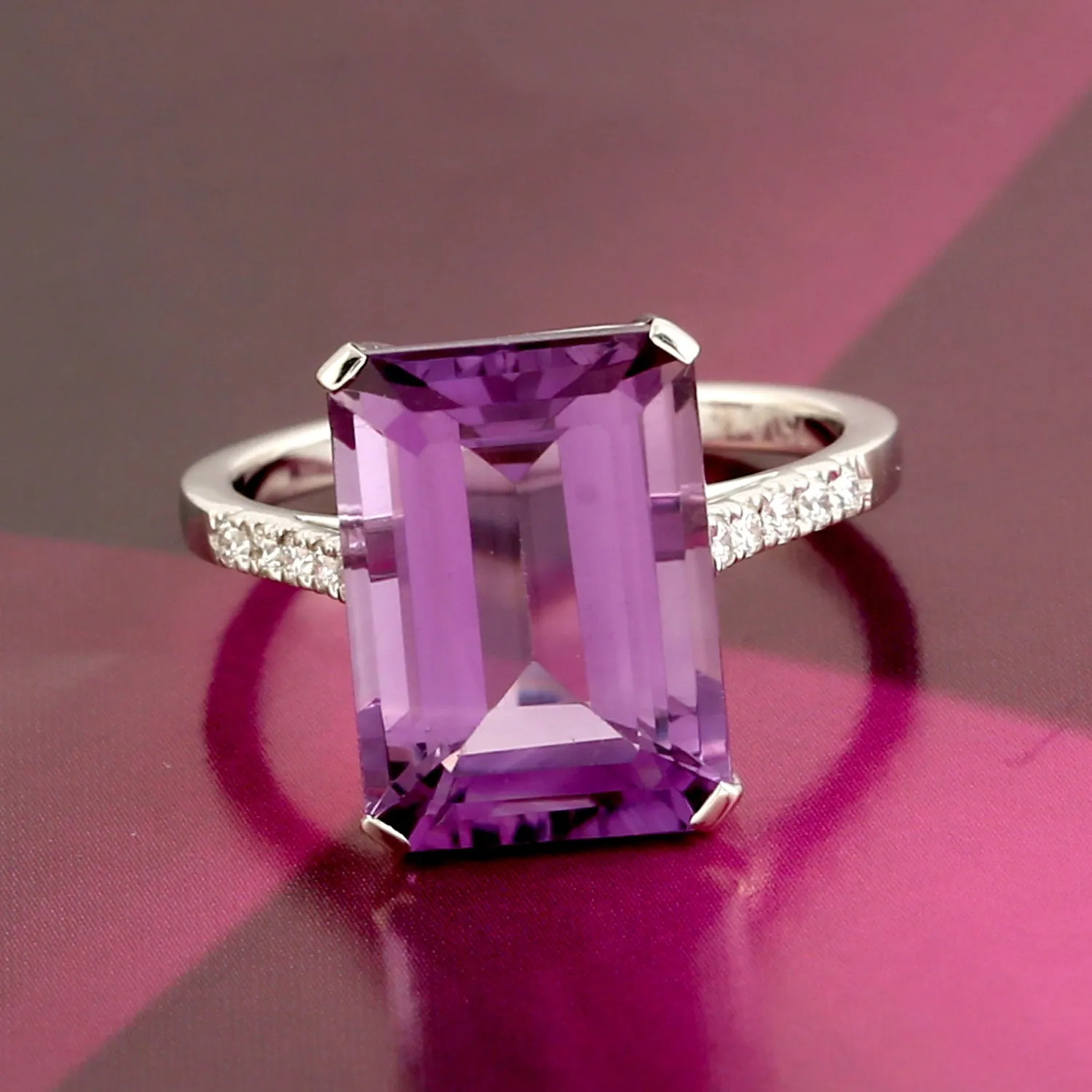 18k White Gold Amethyst Ring Diamond Handmade Jewelry