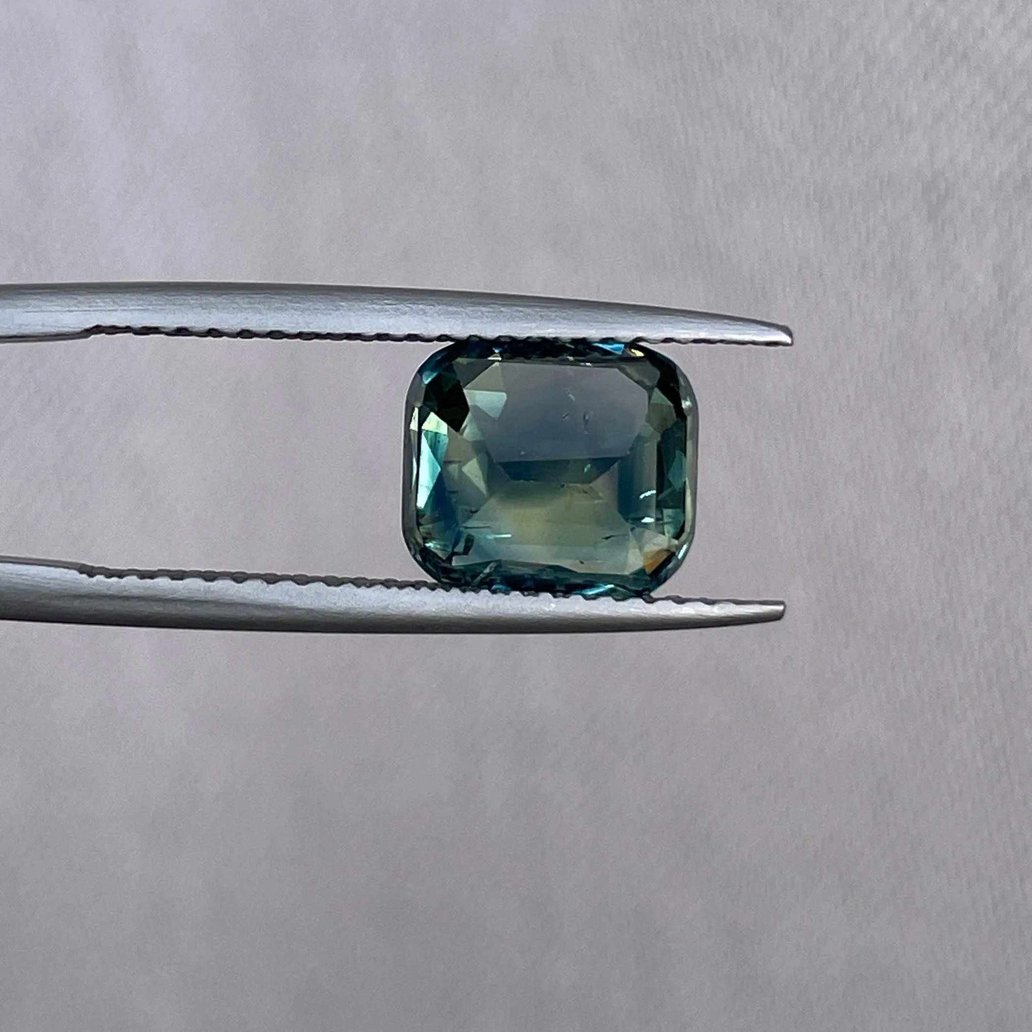 3.15 crt Green Sapphire Gemstones- Loose Genuine Blue yellow Sapphire Gems for Sale. parti sapphire for engagement ring, gems, Sapphire Ring