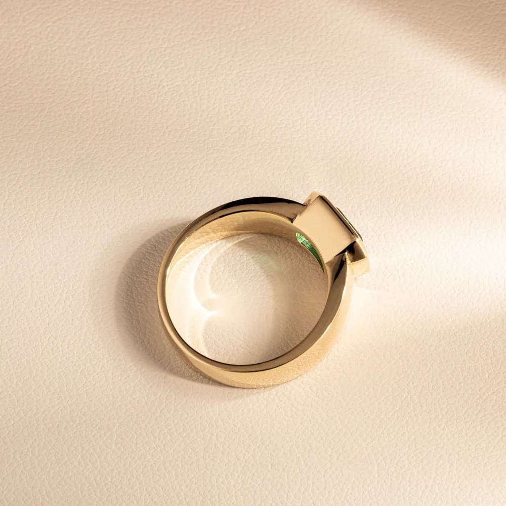9ct Yellow Gold Emerald Ring