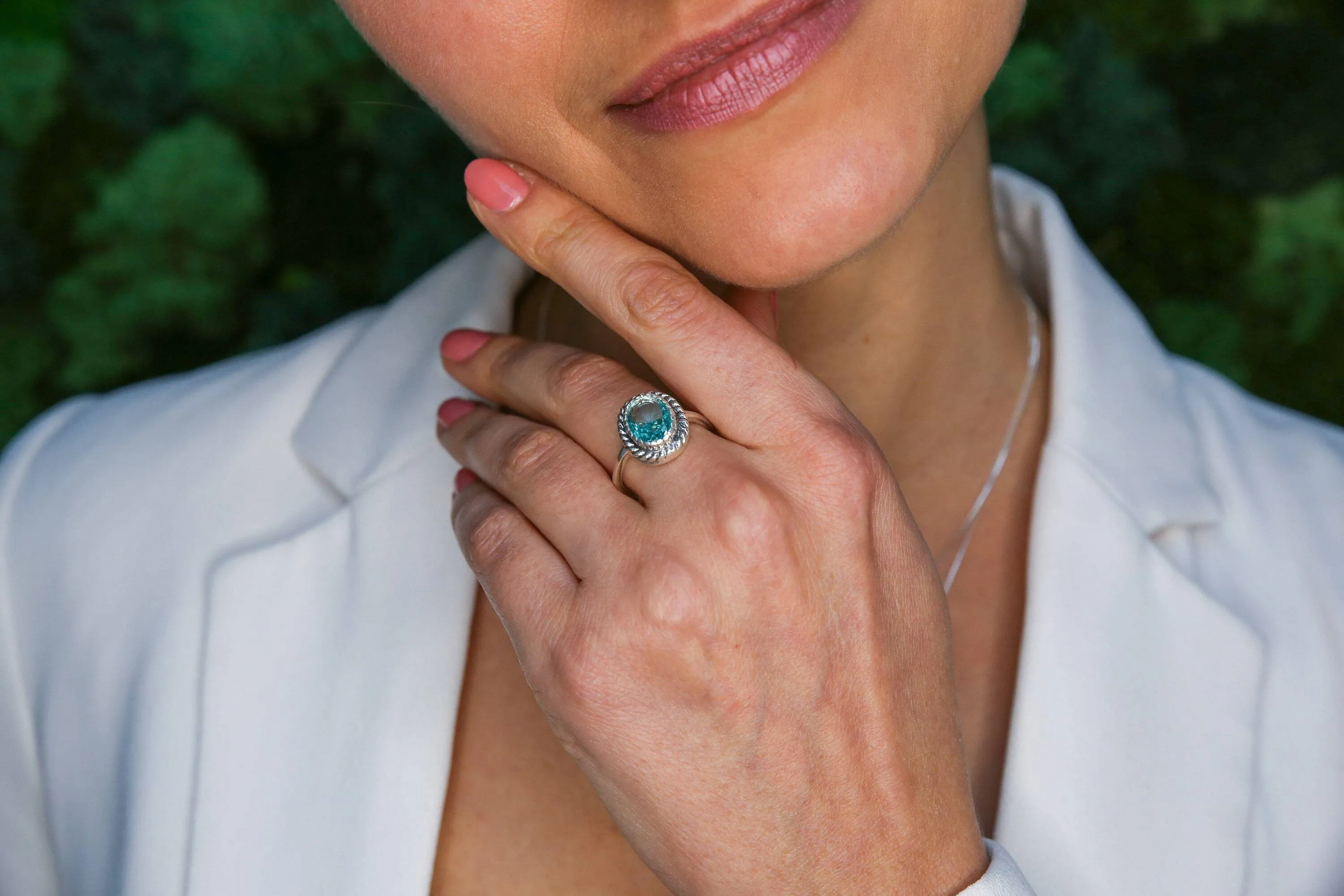 Aquamarine Ring - Blue Oval Ring - Vintage Cocktail Ring