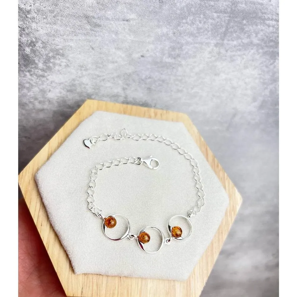 Beautiful Designer 925 Sterling Silver Modern Bracelet set with Genuine Baltic Amber - GL560