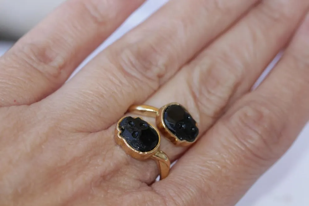 BLACK SKULL RING