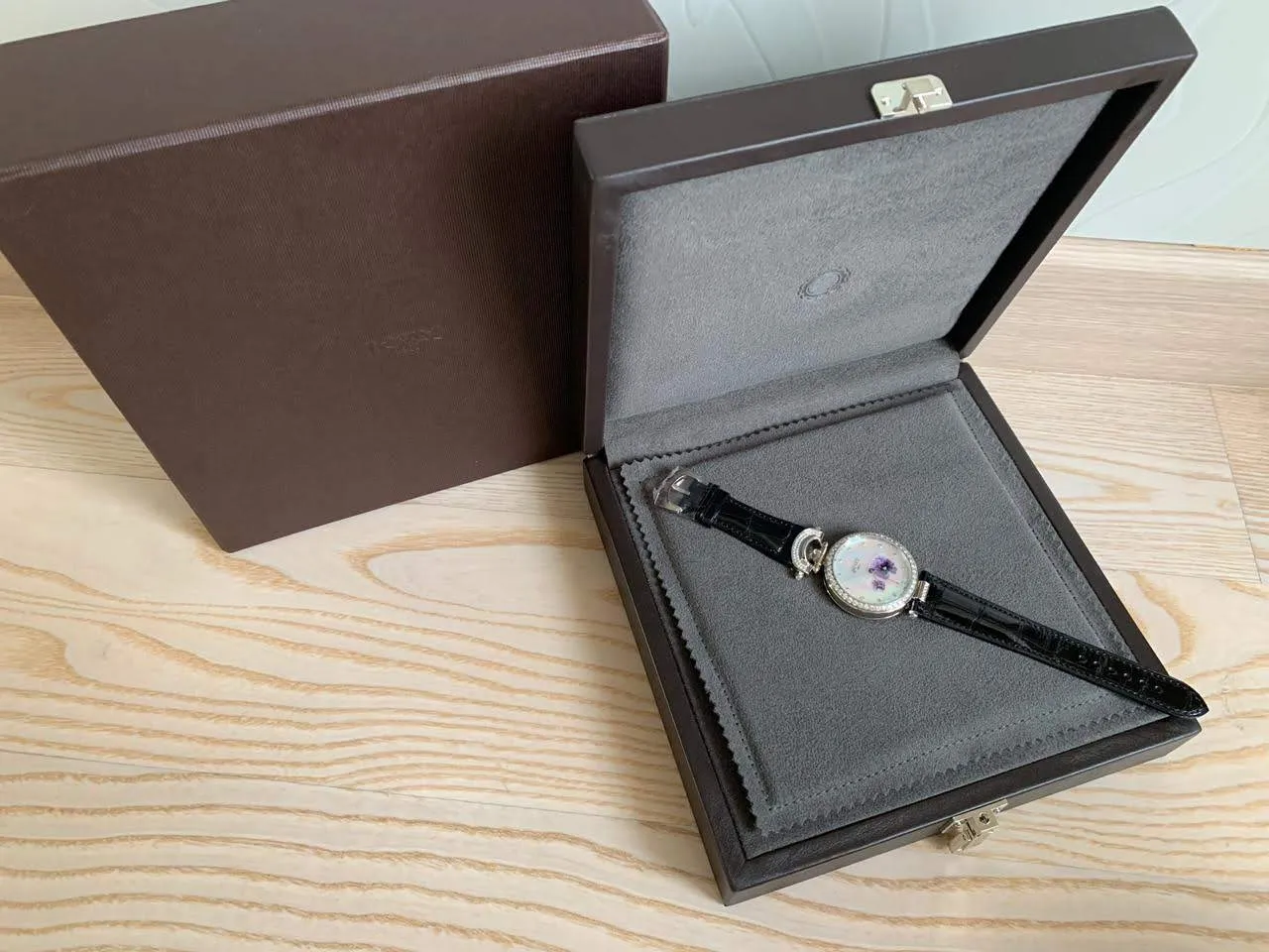 Bovet Amadeo Fleurier 39mm "Pansy" Ladies Watch in 18K White Gold.