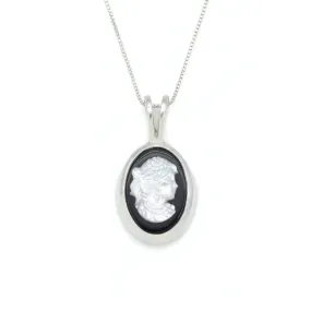 Cameo Necklace - Vintage Lady Pendant - Genuine Pearl Necklace