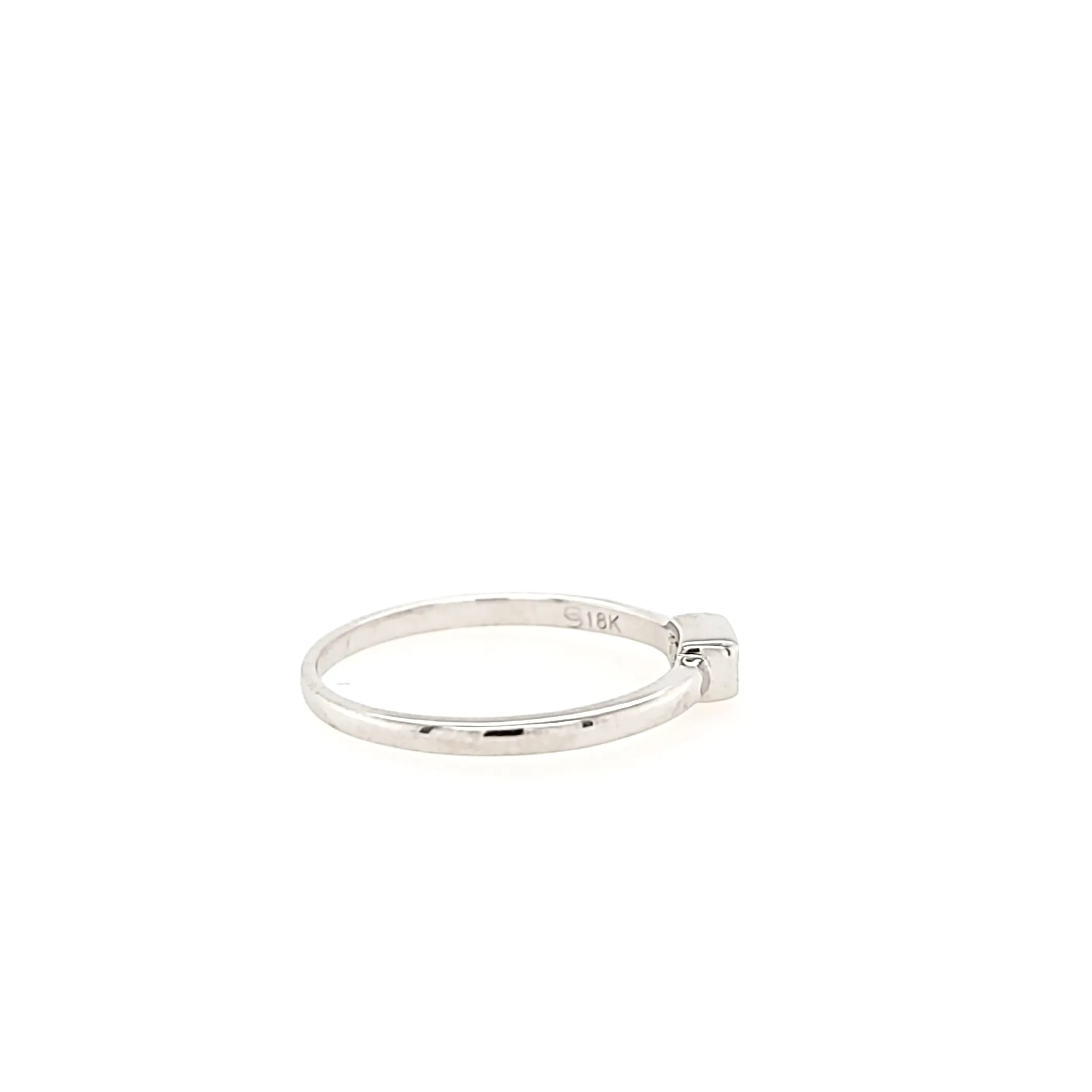 CLEARANCE - 18k White Gold Baguette Diamond Stacker Ring (I1146)