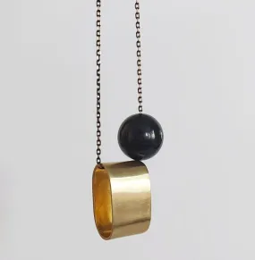 EQUI/09 Necklace with Large Onyx Bead and Brass oval on 31" chain