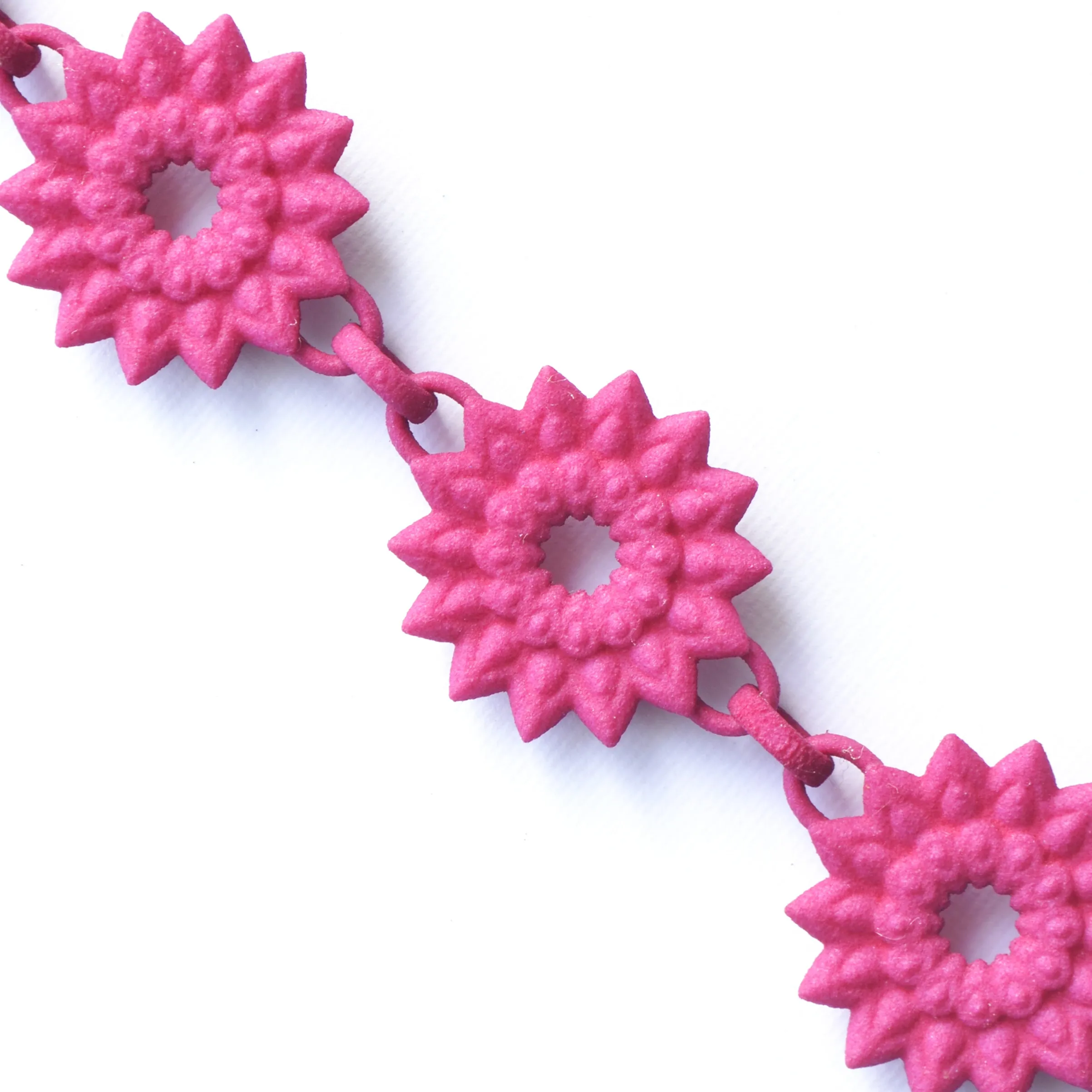 Flower Chain Bracelet - Dahlia