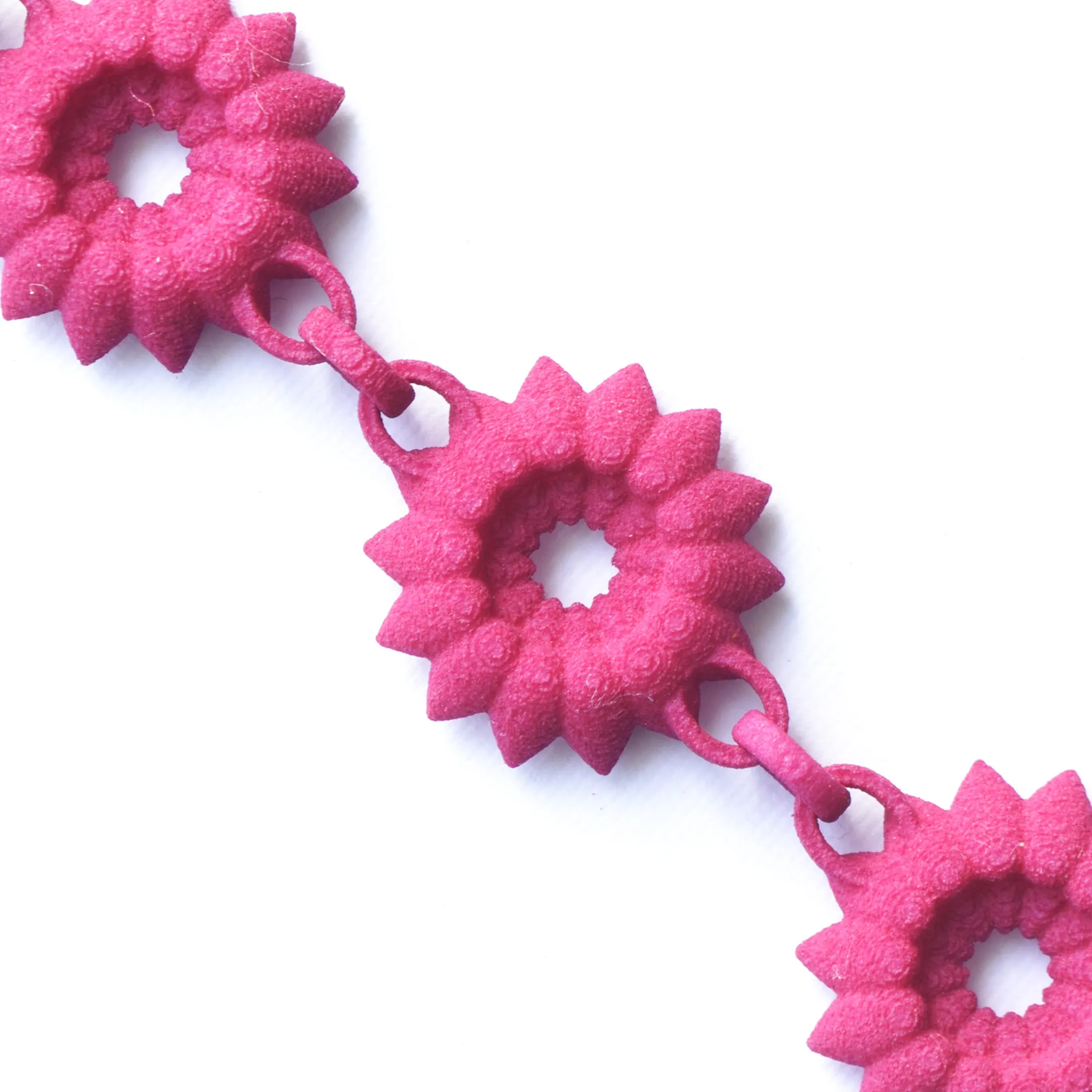 Flower Chain Bracelet - Dahlia