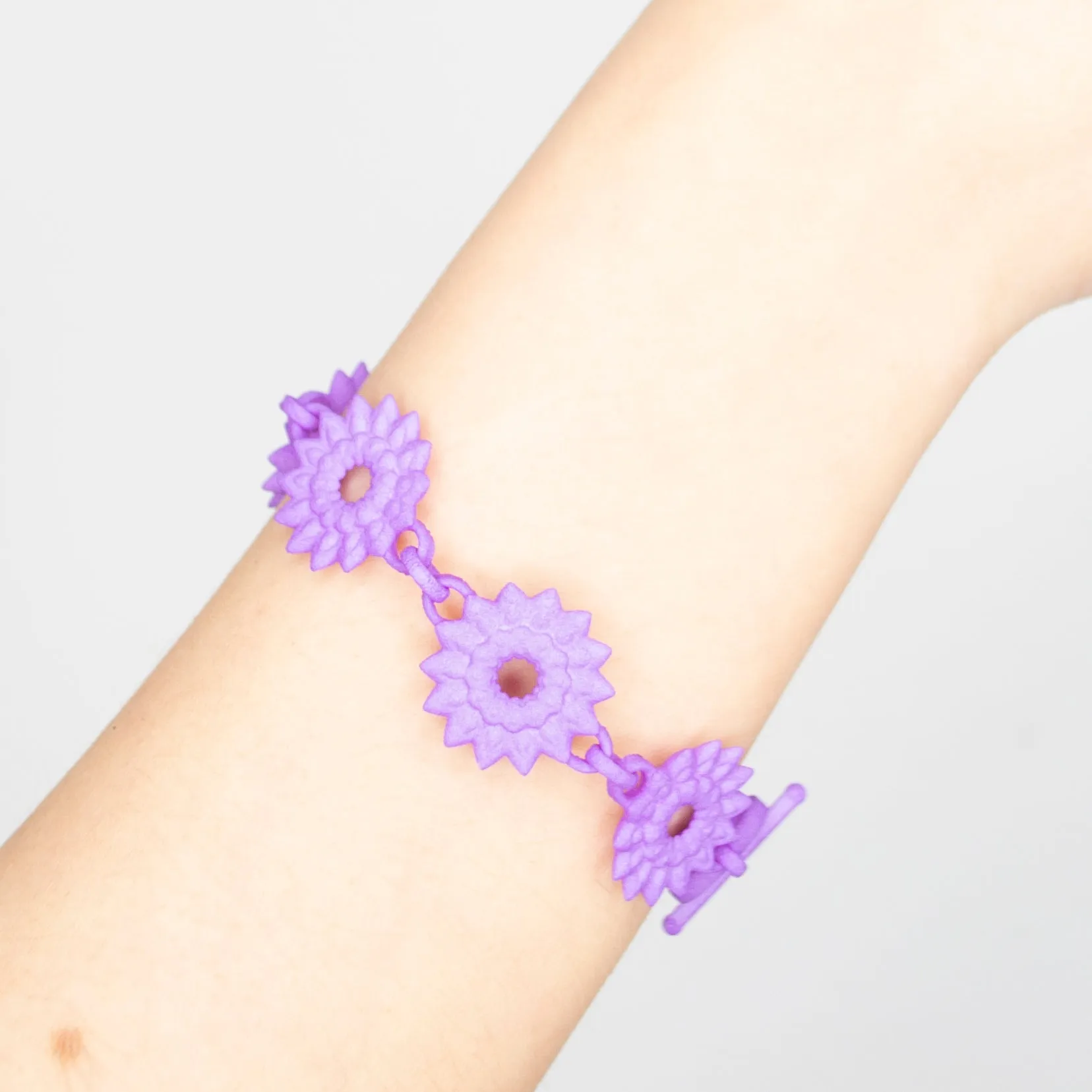 Flower Chain Bracelet - Dahlia