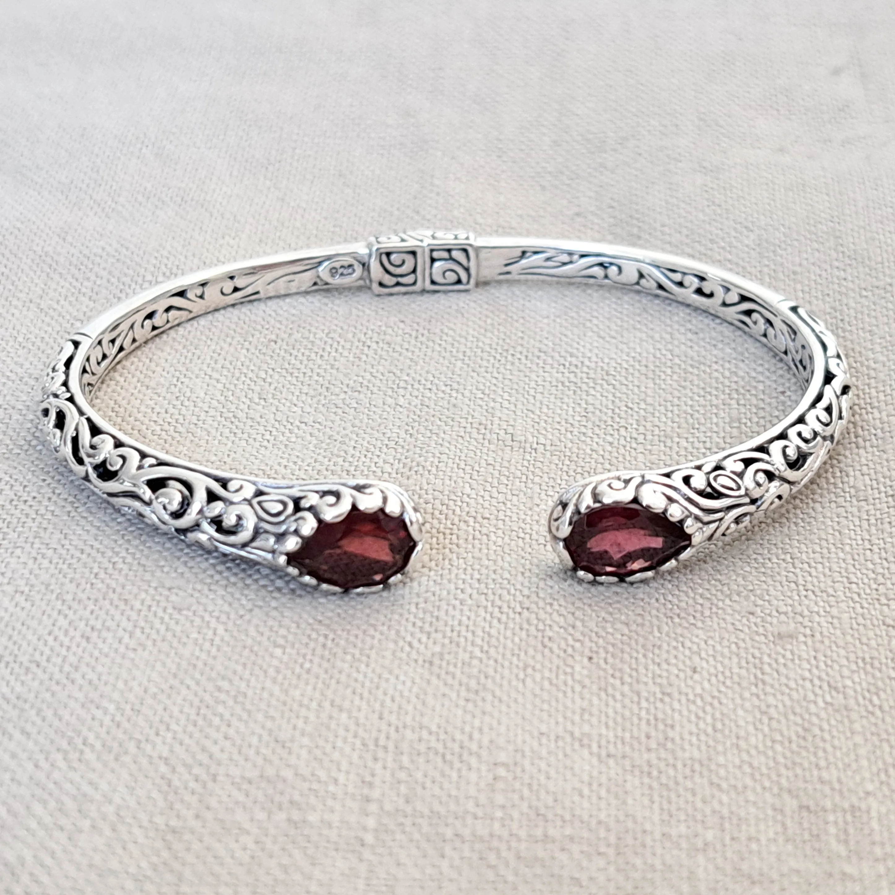 Garnet .925 Sterling Silver Bracelet from Bali