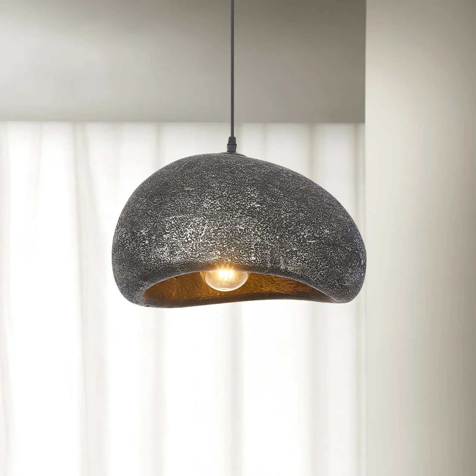 Khmara Regina Pendant Lamp