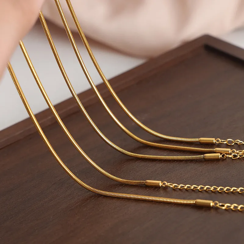 Luxurious 18K Gold Plated Titanium Bracelet for Women