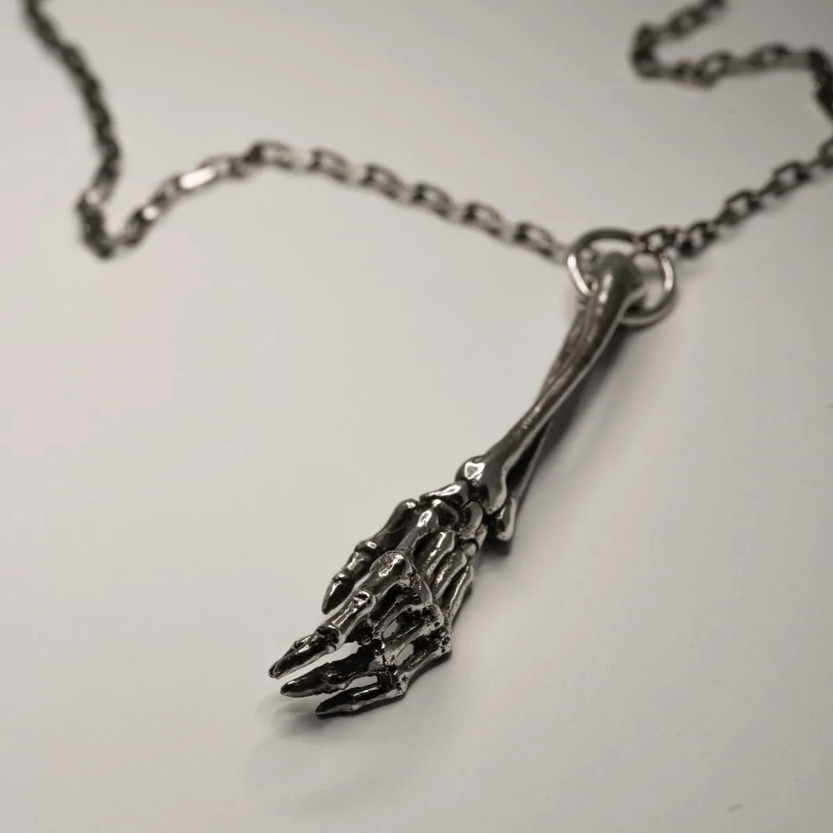 Macabre pendant