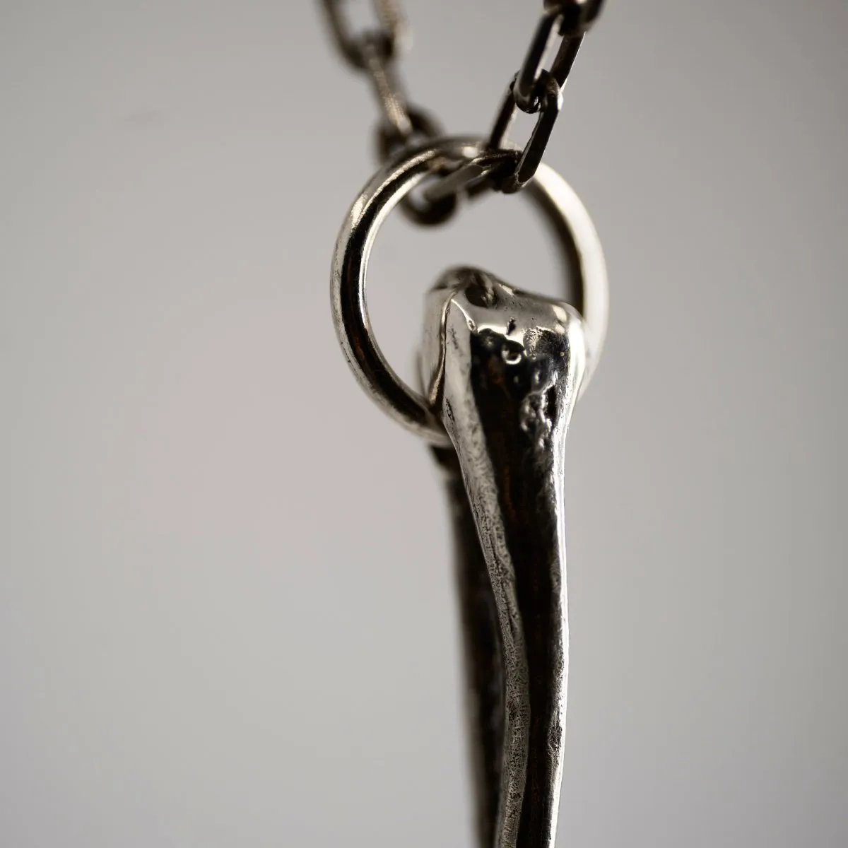 Macabre pendant