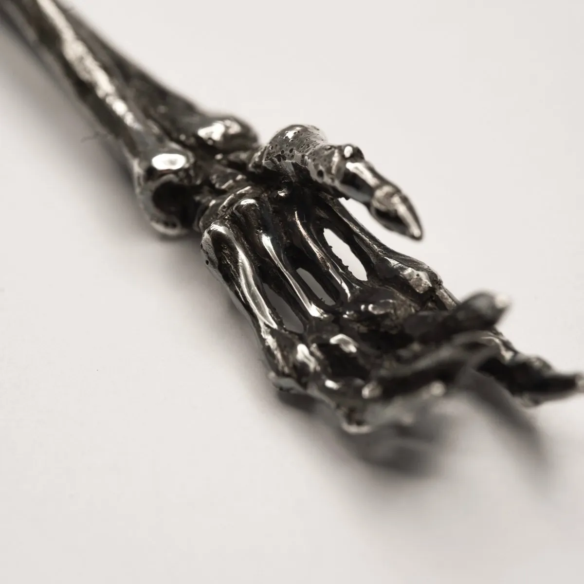 Macabre pendant