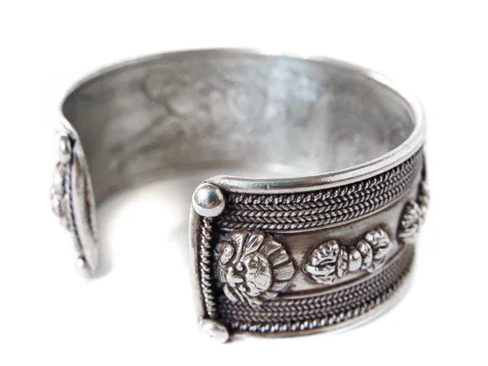 Mani Bracelet