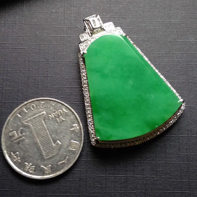 Natural Jade Pendant Jadeite Gold Pendant PT343