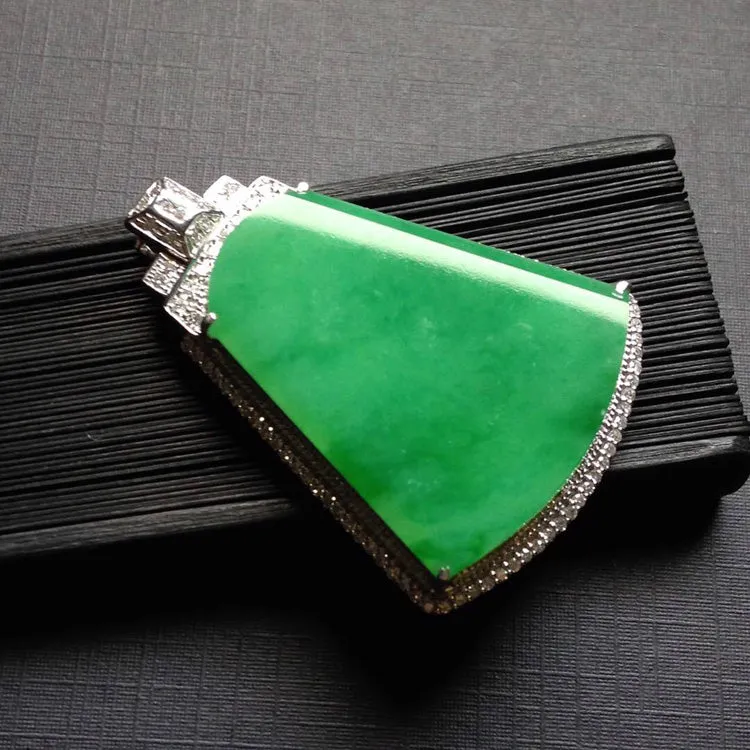 Natural Jade Pendant Jadeite Gold Pendant PT343
