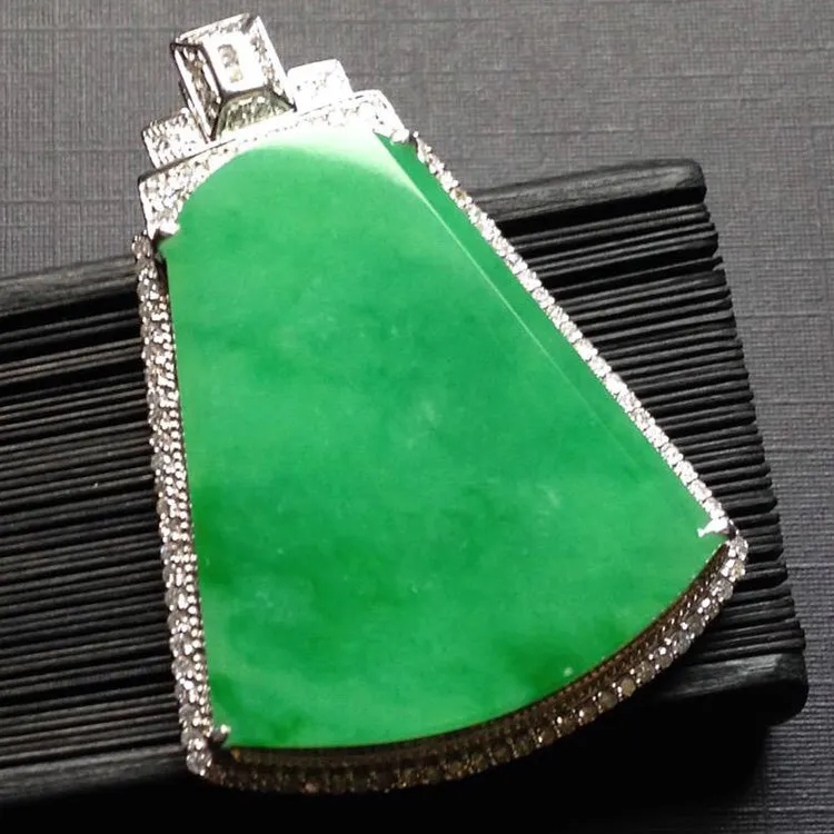 Natural Jade Pendant Jadeite Gold Pendant PT343