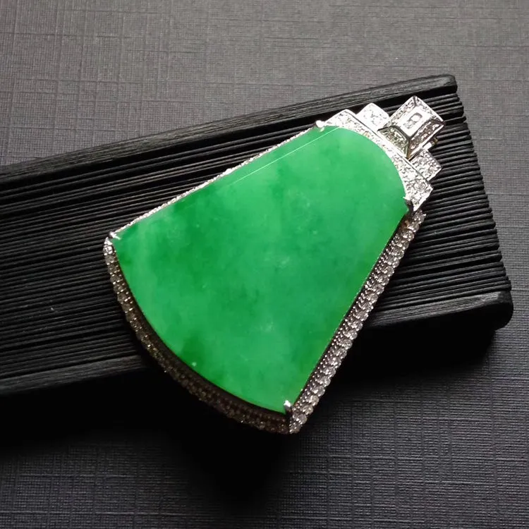 Natural Jade Pendant Jadeite Gold Pendant PT343