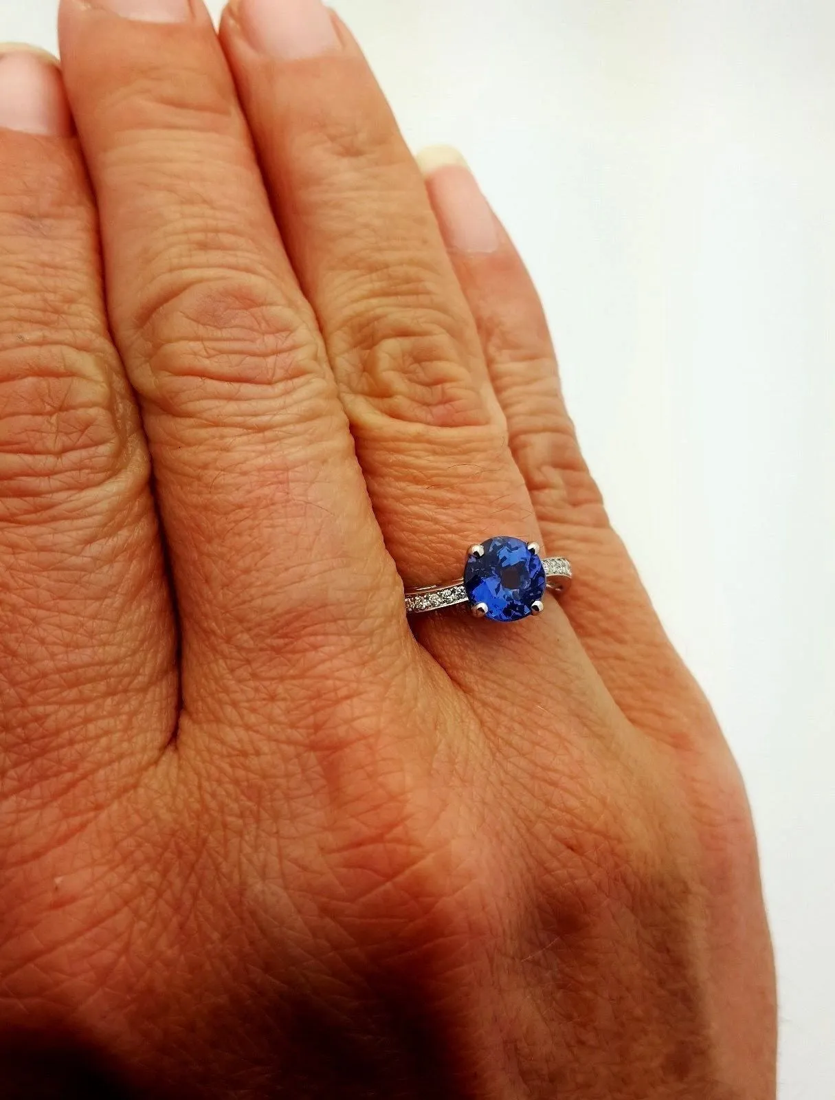 Natural Tanzanite & Diamond Ring Solid 18K White Gold