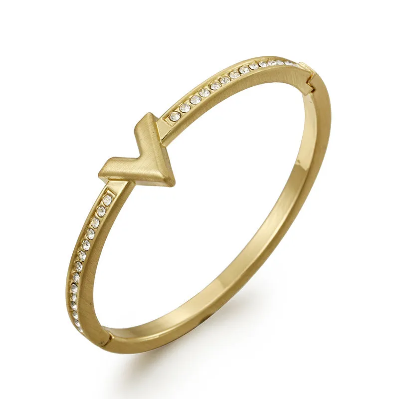 Niche Design Rose Gold Alloy Bracelet with High-end Elegance