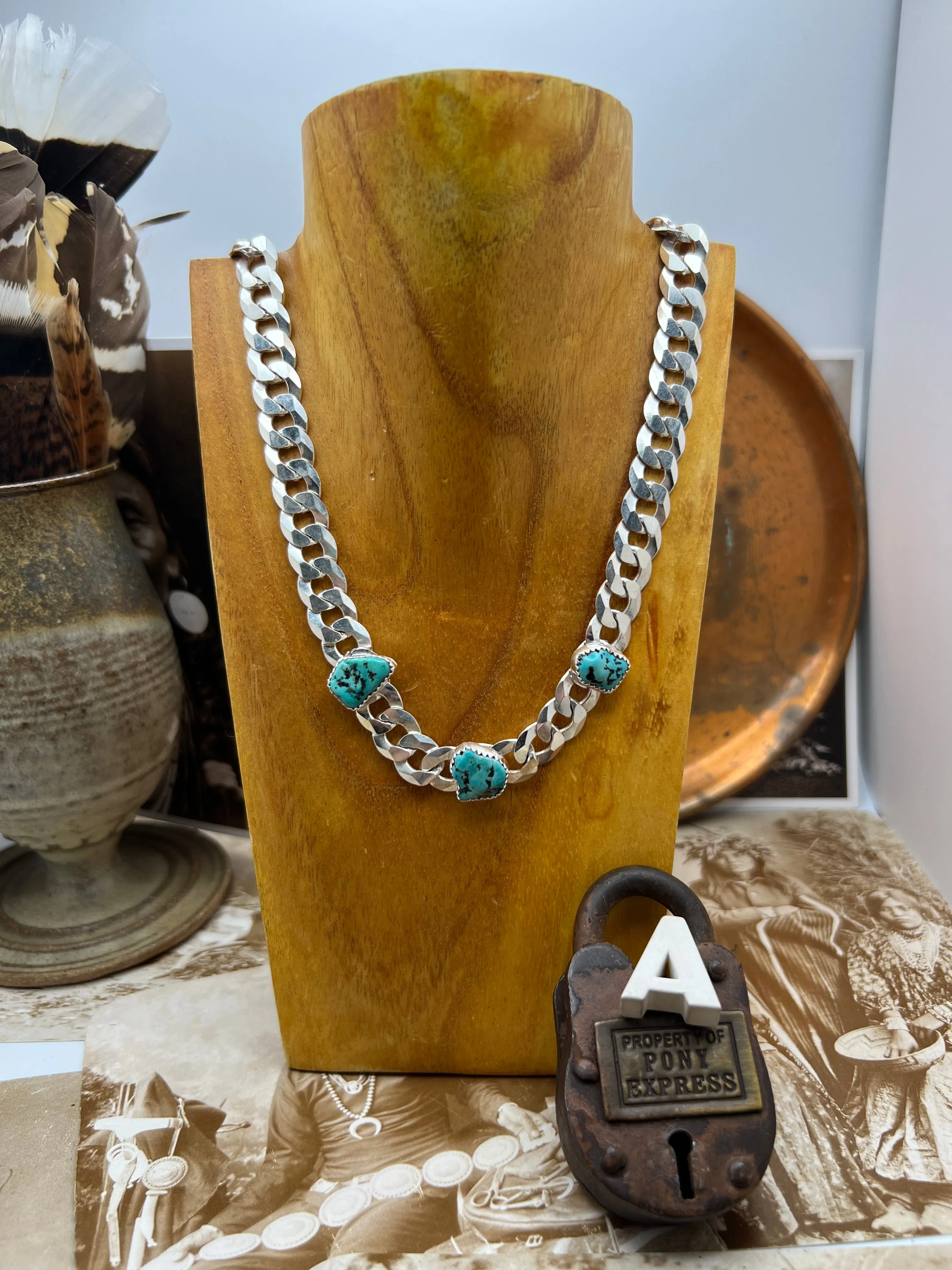 Nugget Curb Chain Choker