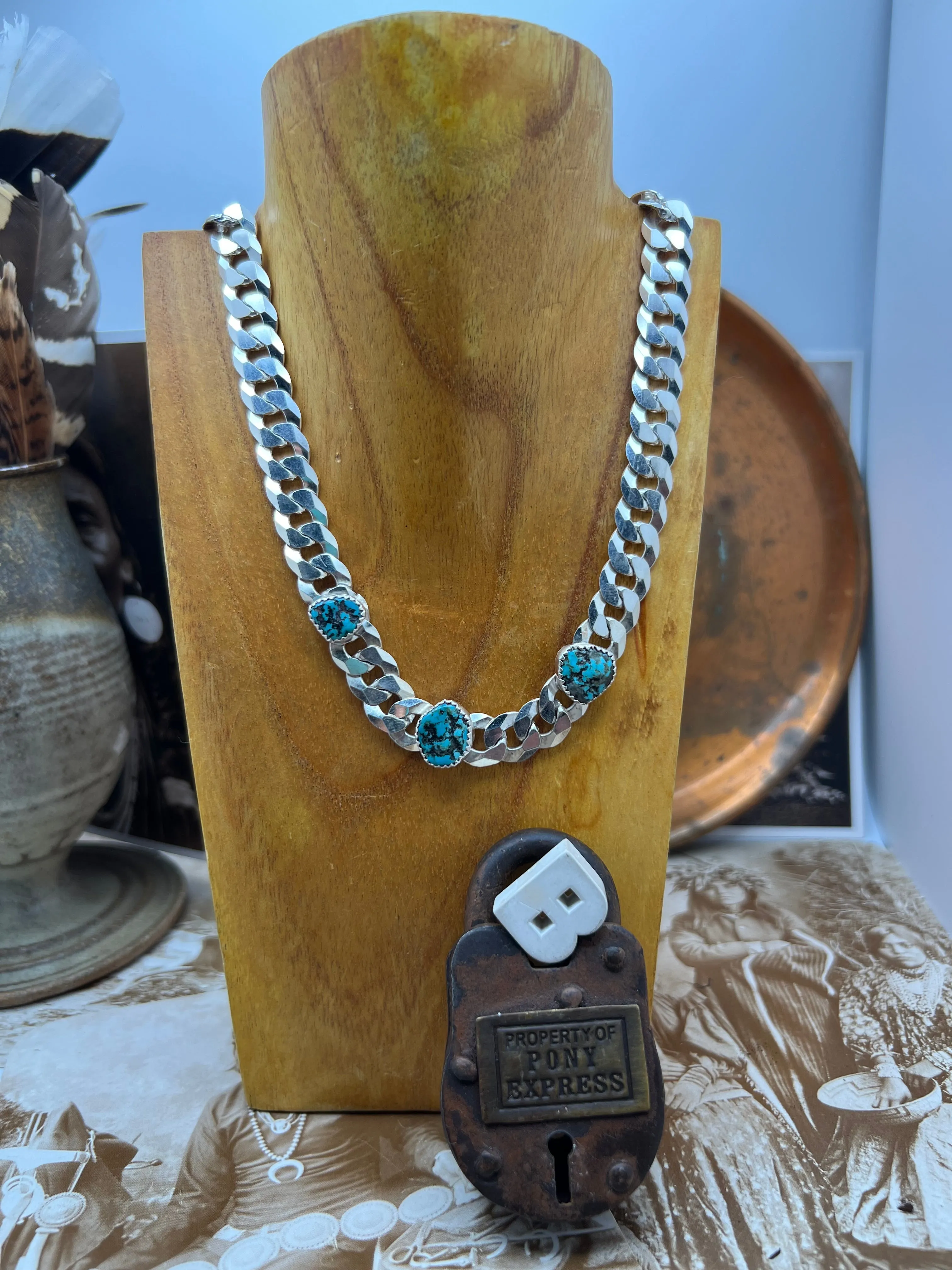 Nugget Curb Chain Choker