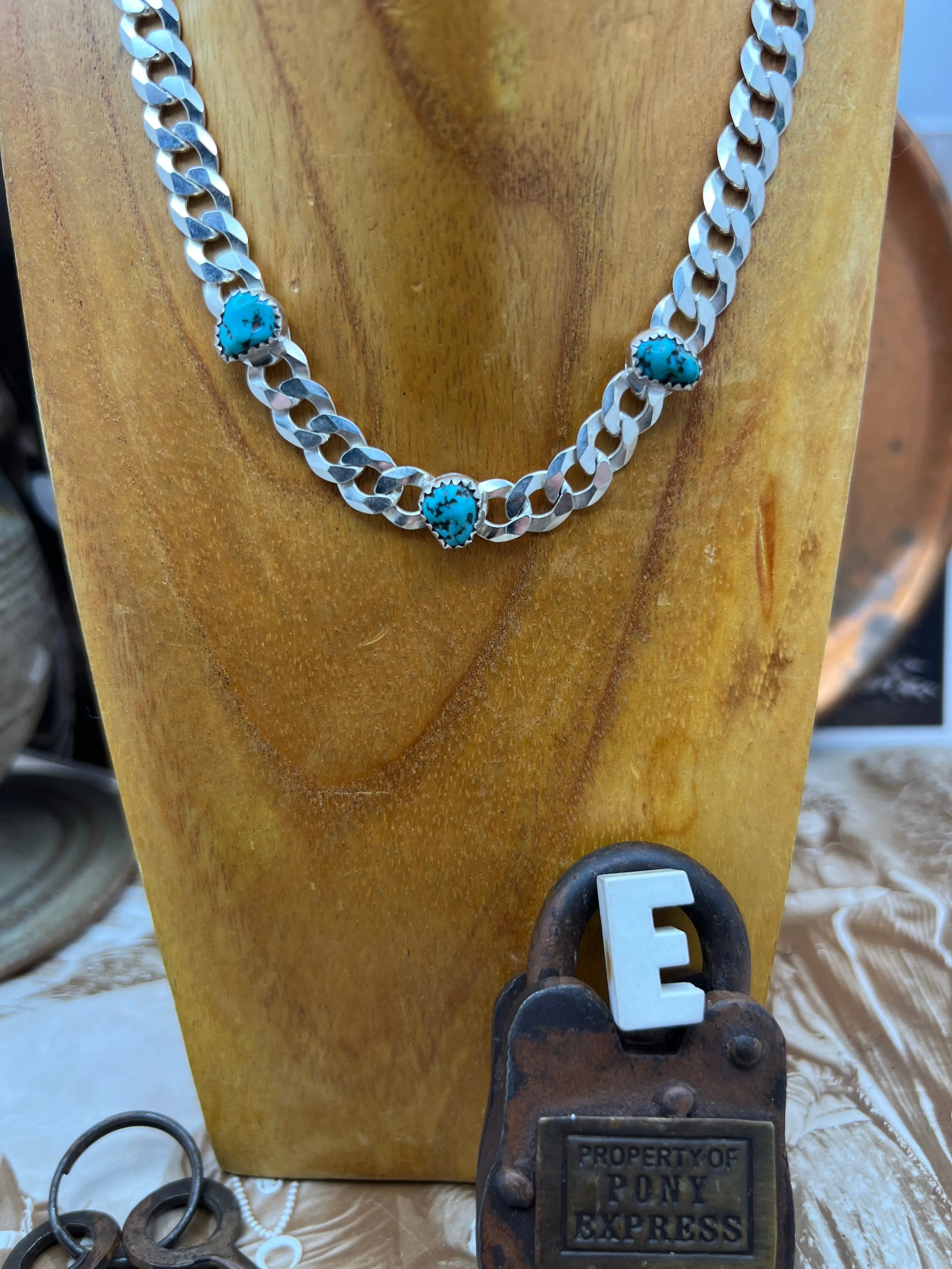 Nugget Curb Chain Choker