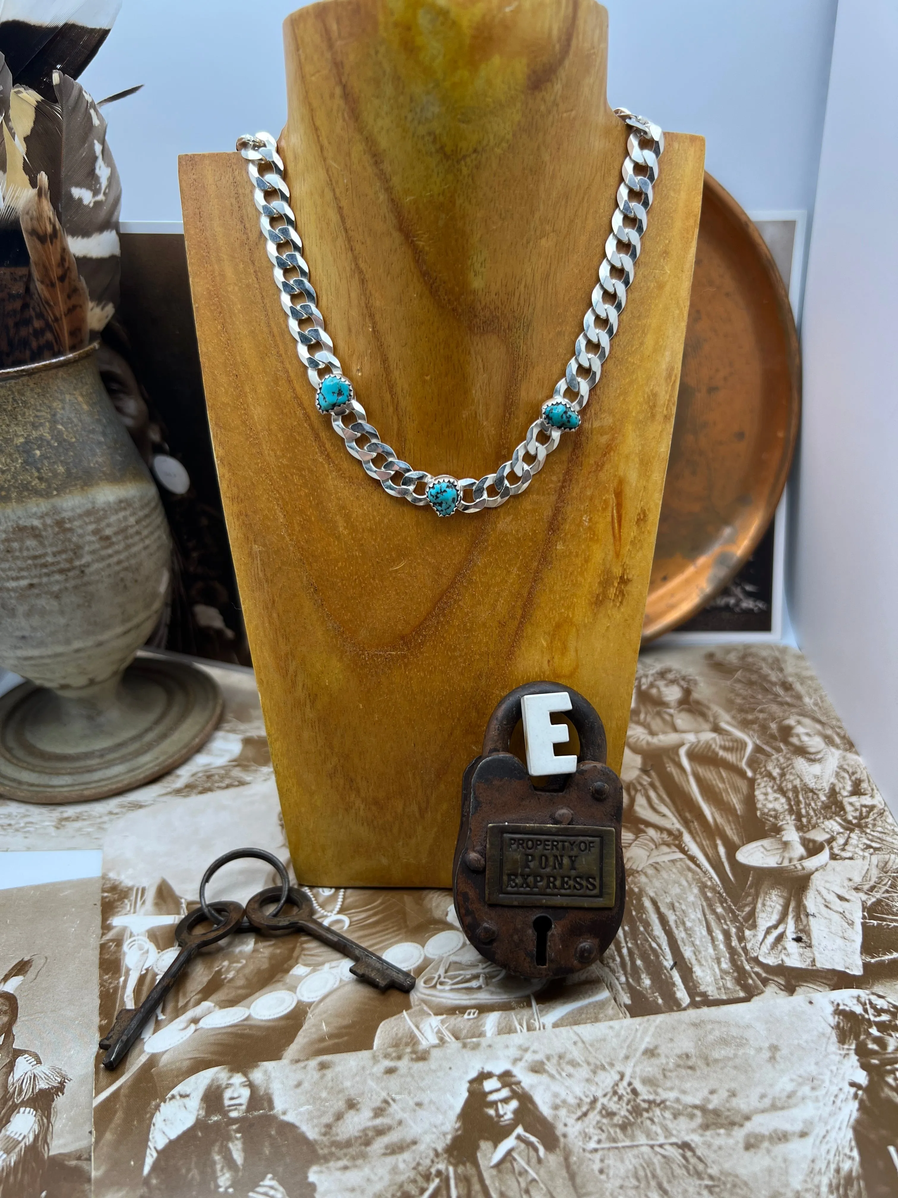 Nugget Curb Chain Choker