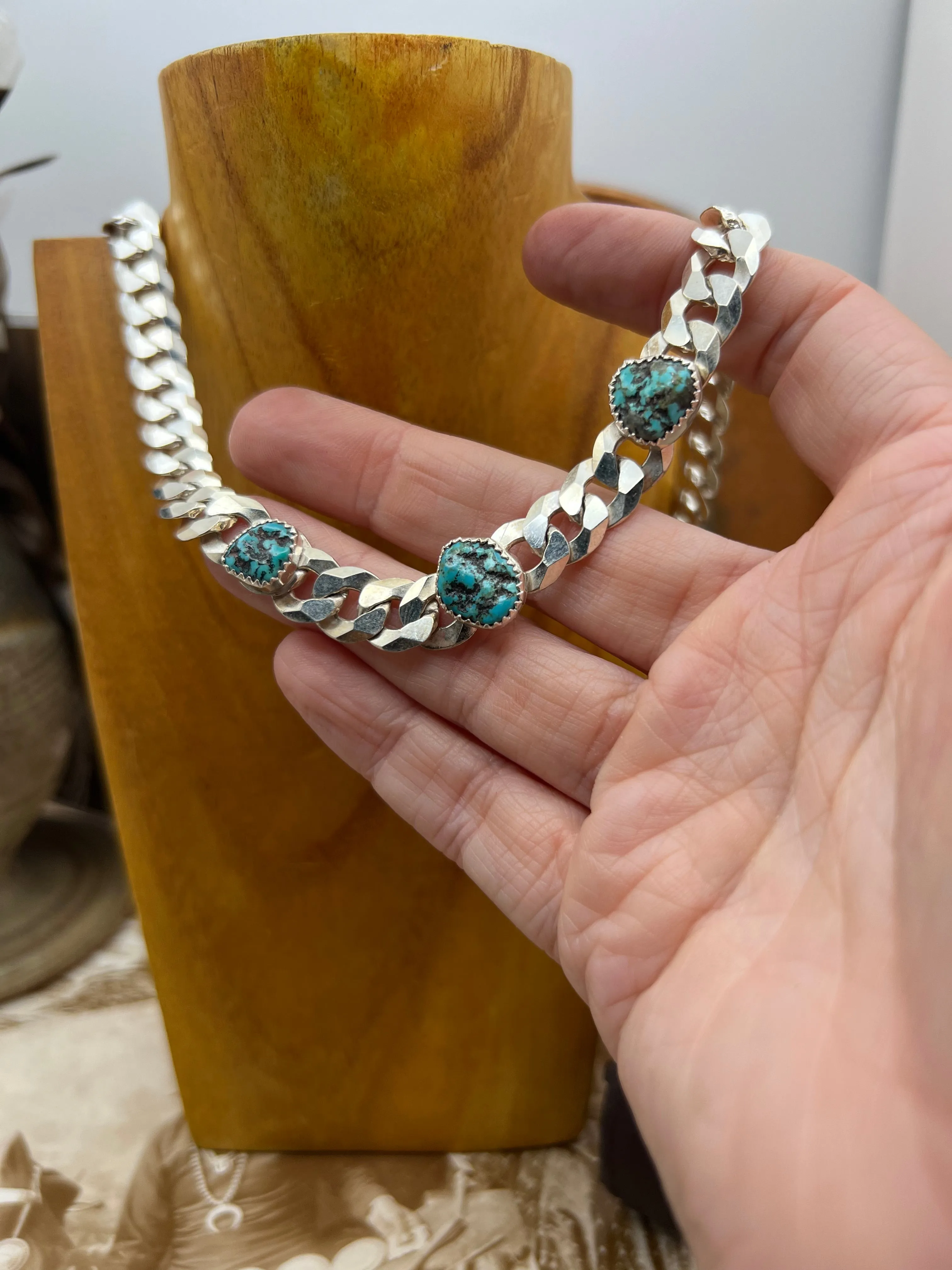 Nugget Curb Chain Choker