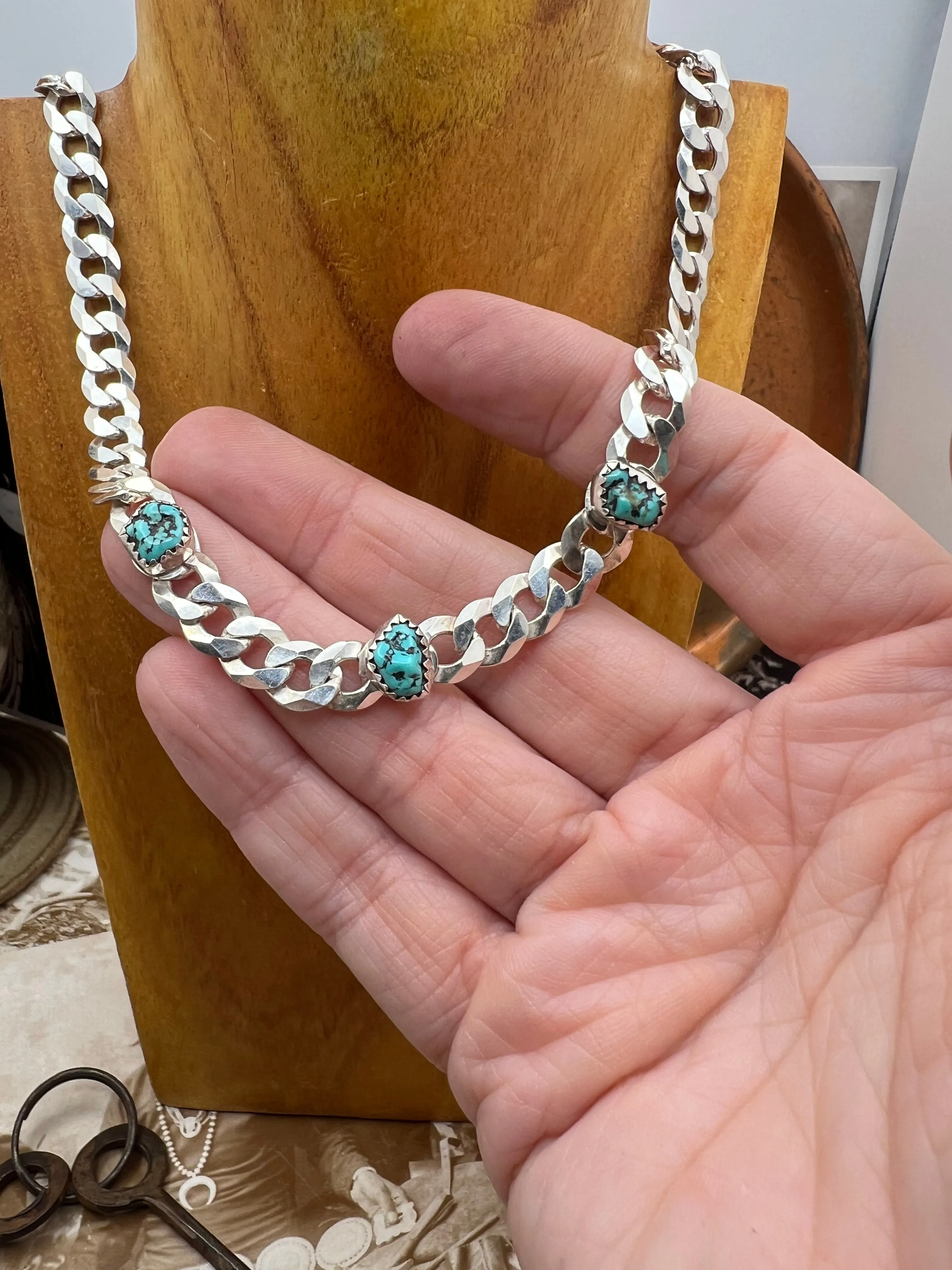 Nugget Curb Chain Choker