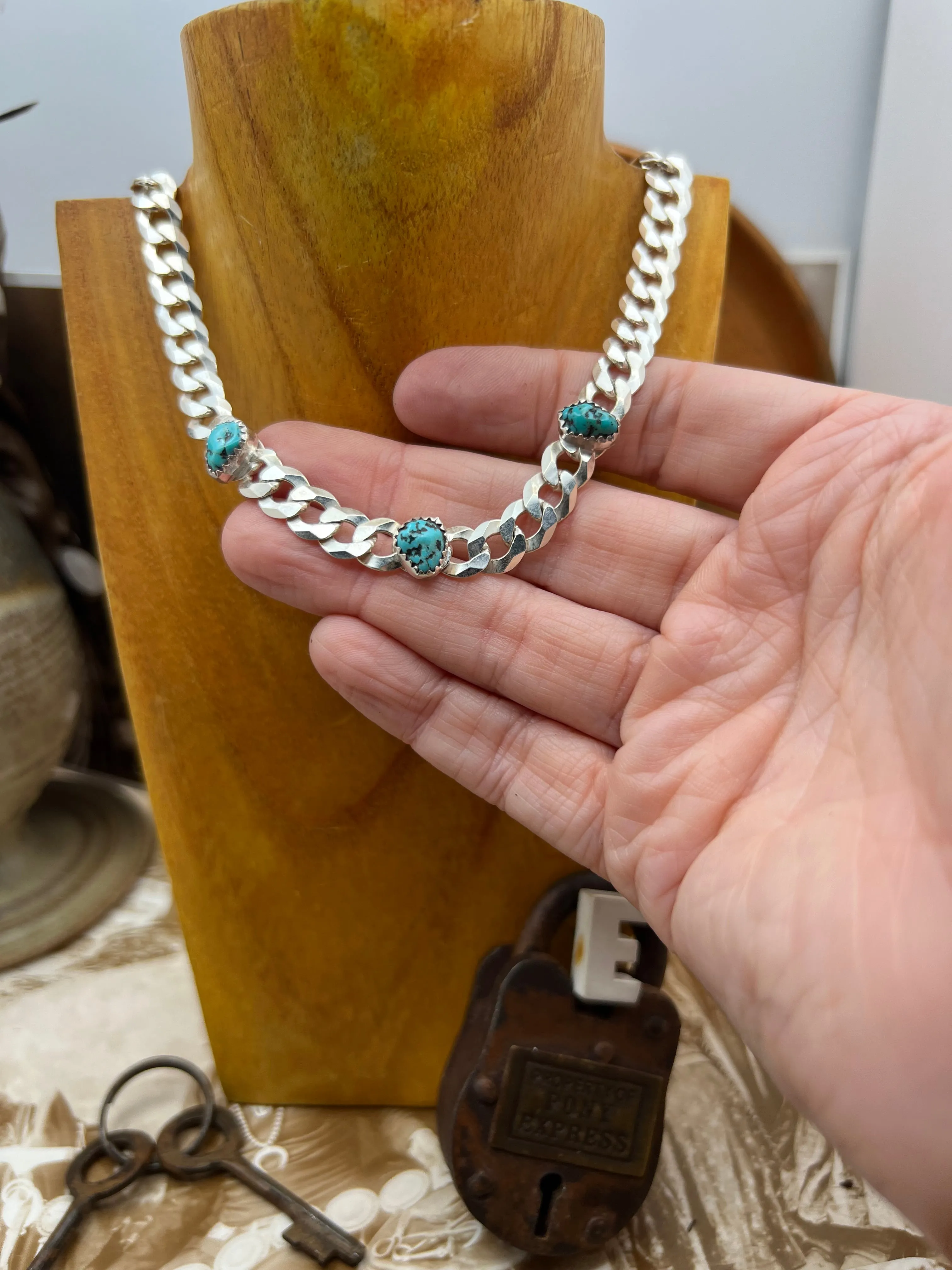 Nugget Curb Chain Choker