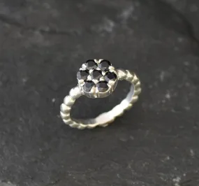 Onyx Ring - Black Flower Ring - Silver Bubble Band