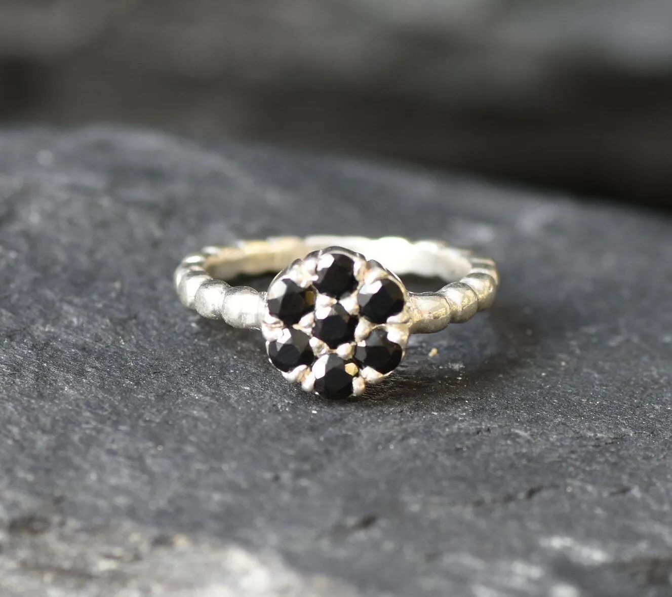 Onyx Ring - Black Flower Ring - Silver Bubble Band