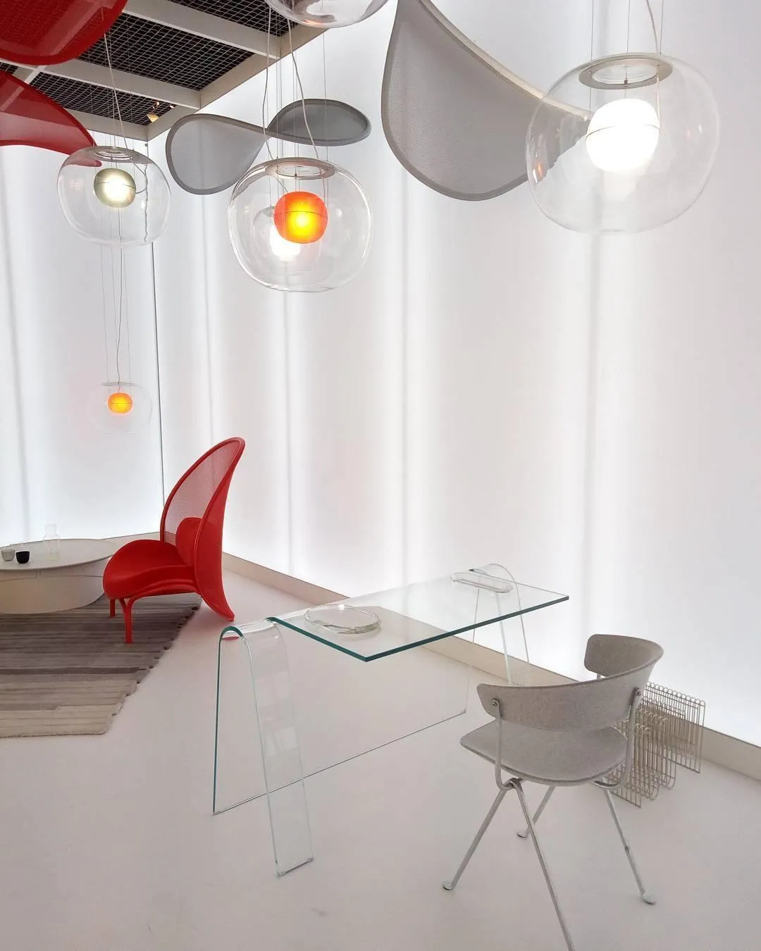 Pearl Pendant Light