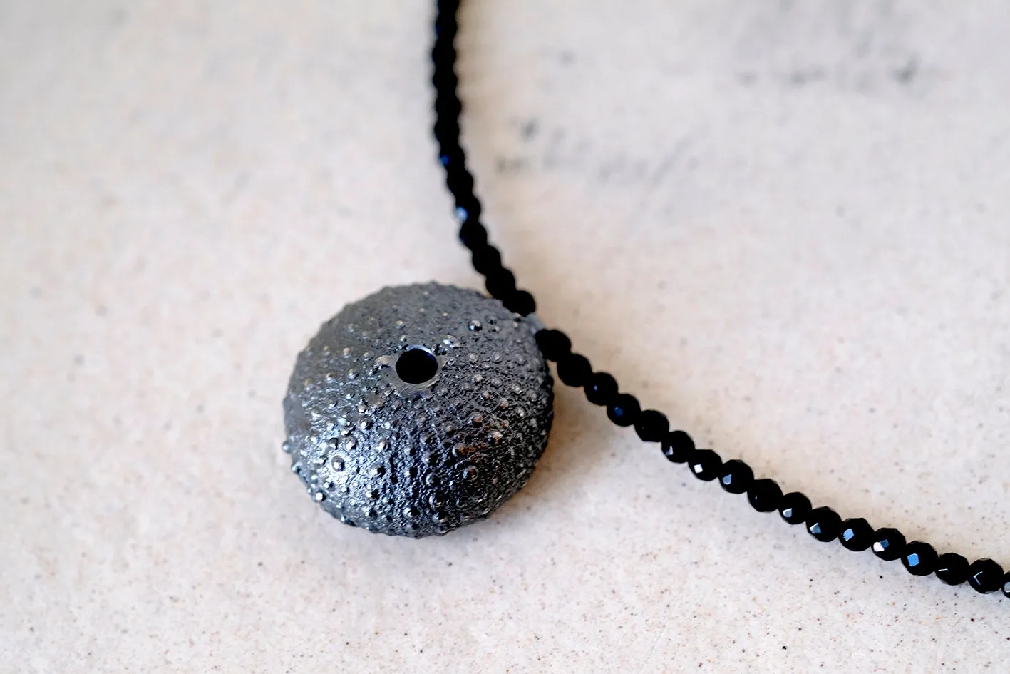 Seashell Silver Necklace with Onyx Stones