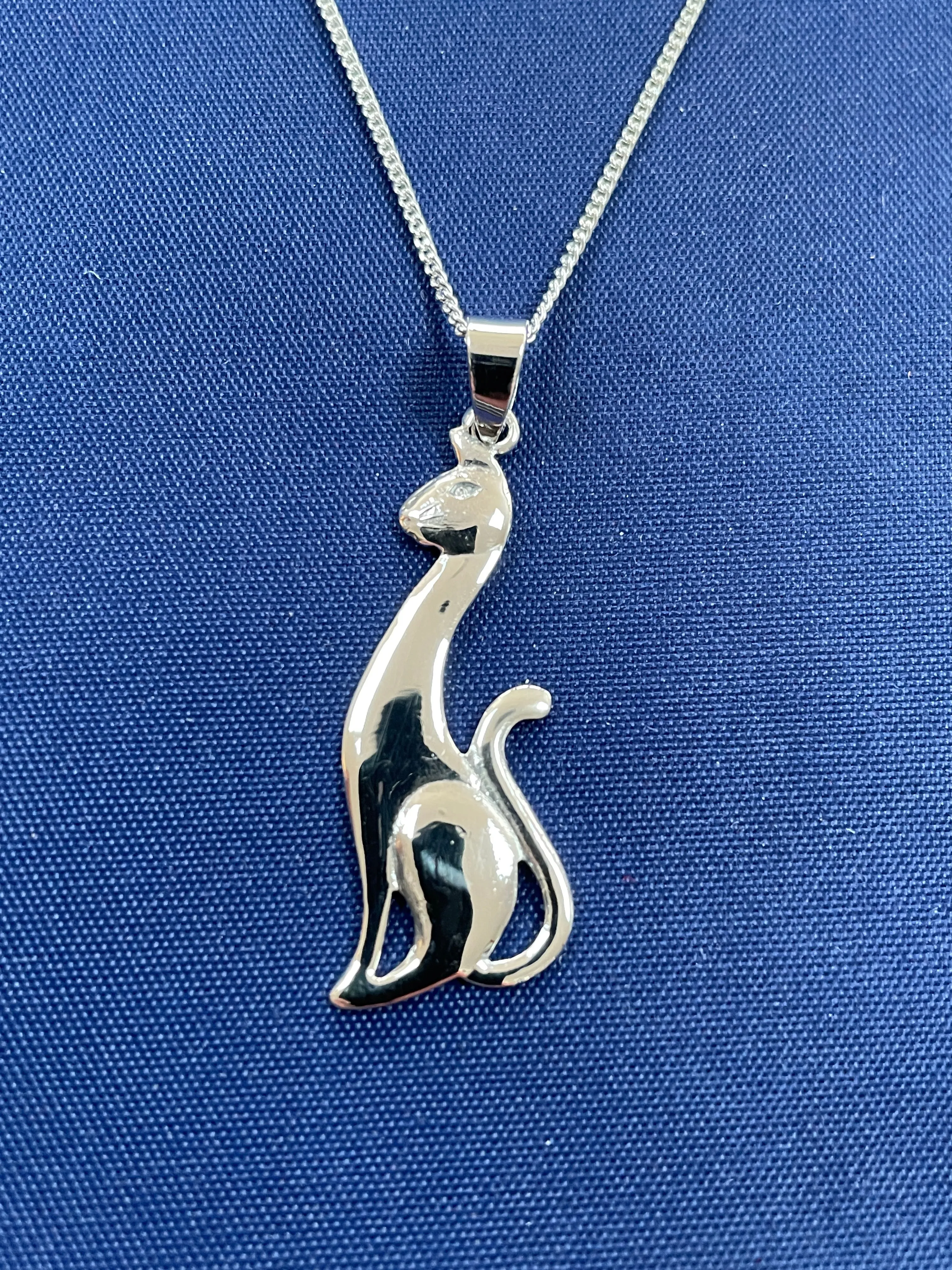 Silver Cat Pendant