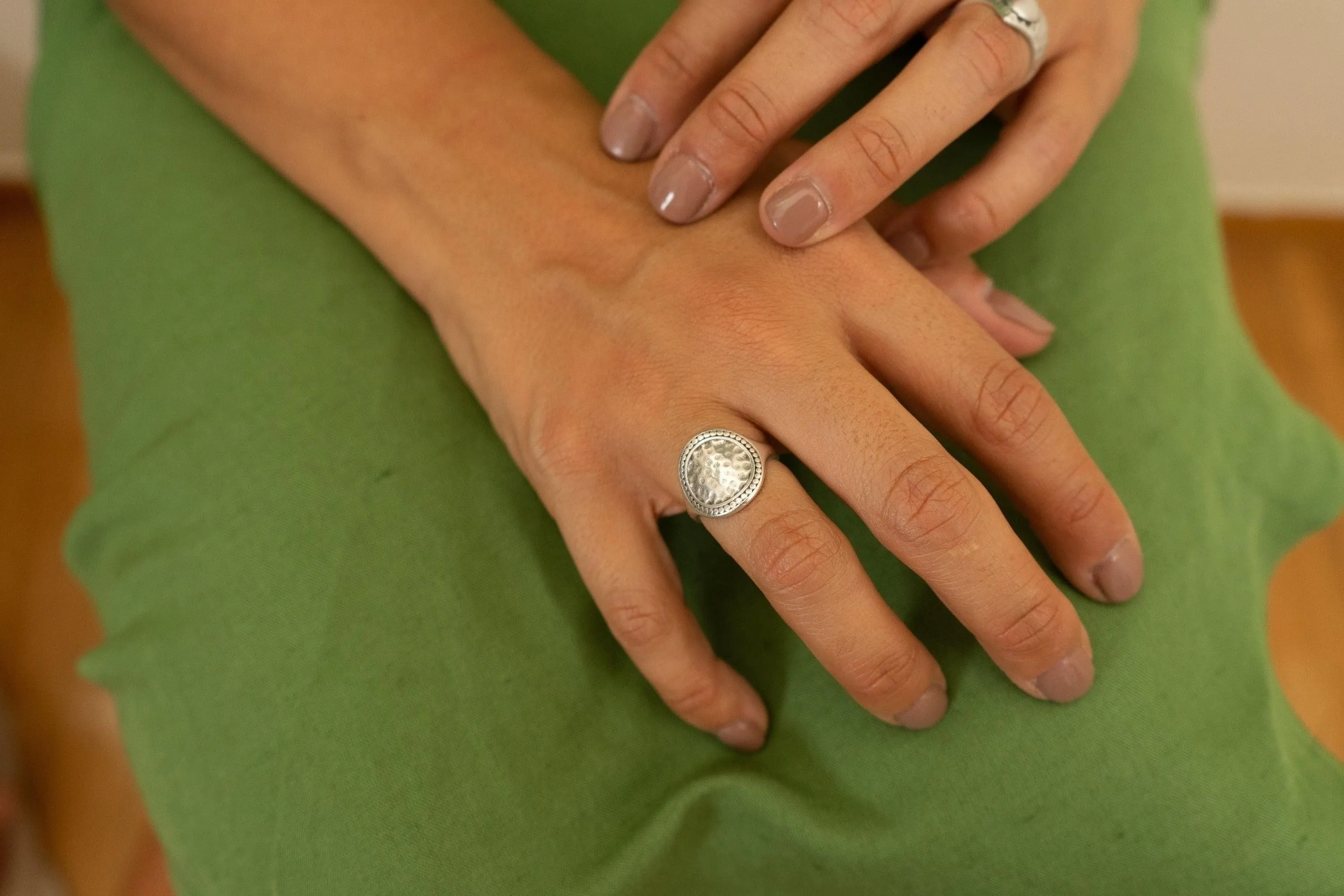 Silver Round Hammered Ring