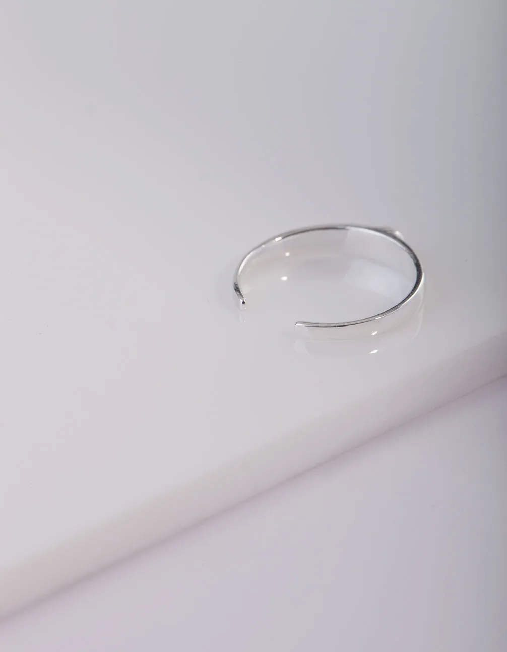 Simple Diamante Sterling Silver Toe Ring