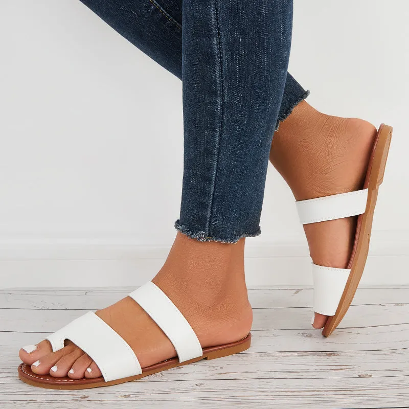 Sohiwoo Women Clip Toe Slide Sandals Slip On Flat Toe Ring Beach Slippers