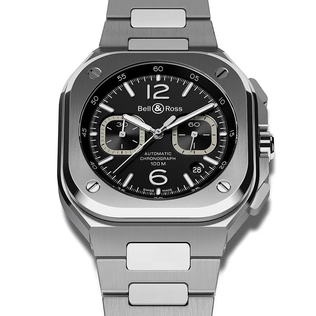 The Luxurious, Dynamic & Simple, what a classic watch is called. Bell & Ross Urban Chronograph makes extremely elegant designs for the wrist