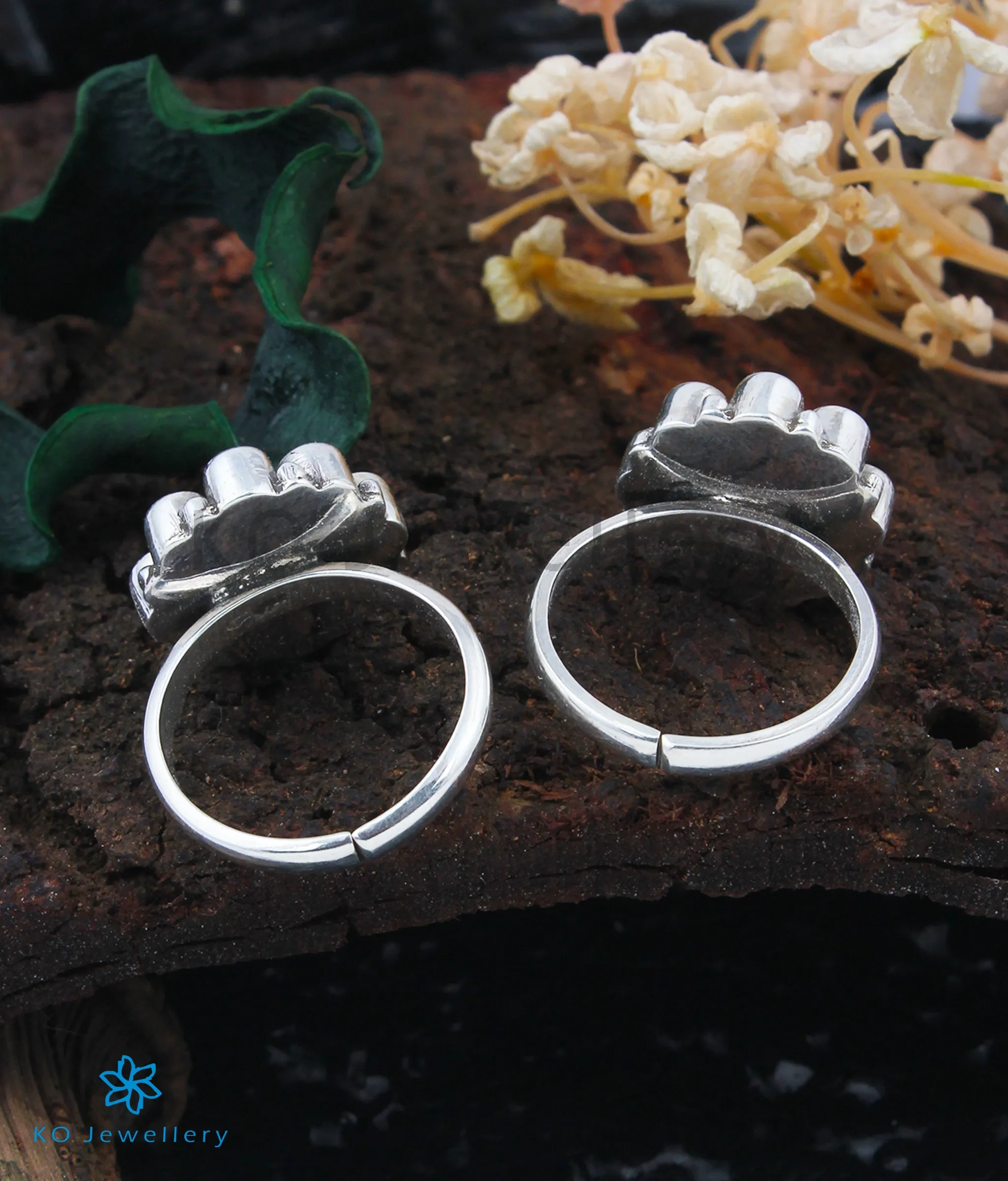 The Mira Silver Toe-Rings (Blue)