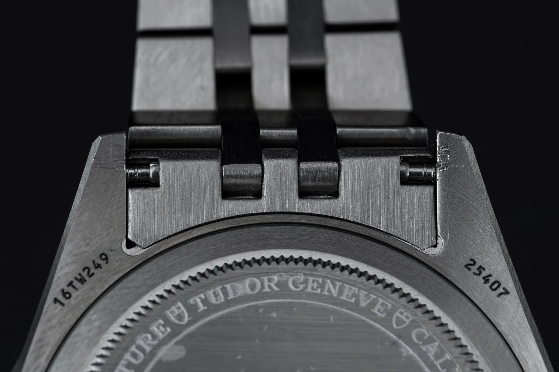 Titanium Executive Bracelet (for the Tudor Pelagos 39mm)