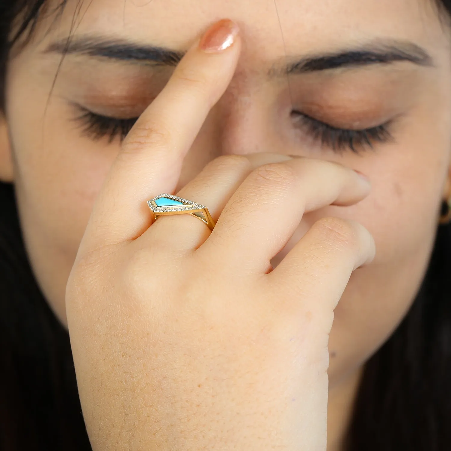 Turquoise & Studded Diamond Geometric Dainty Ring Jewelry In 18k Yellow Gold