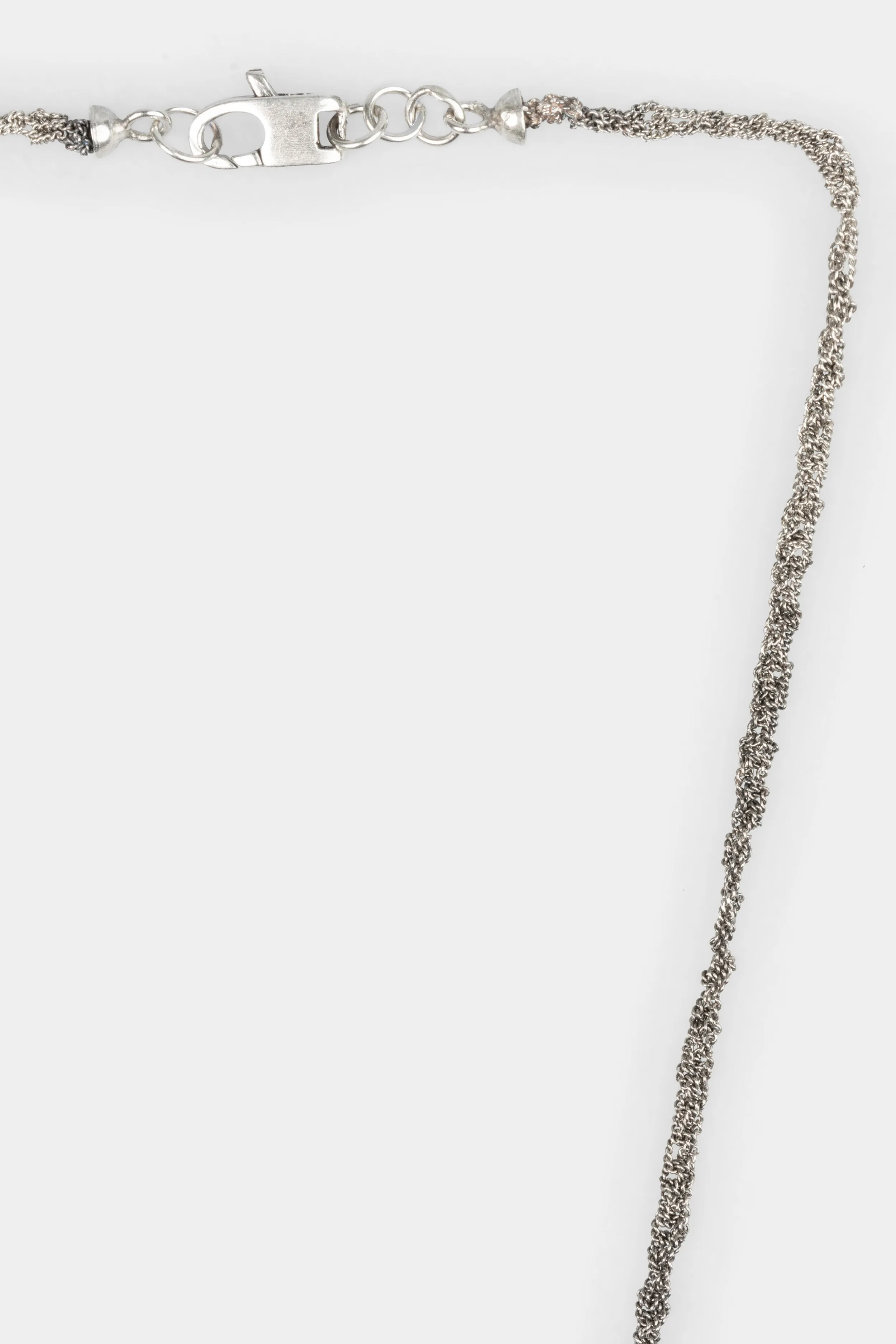 Twisted chain pedant necklace