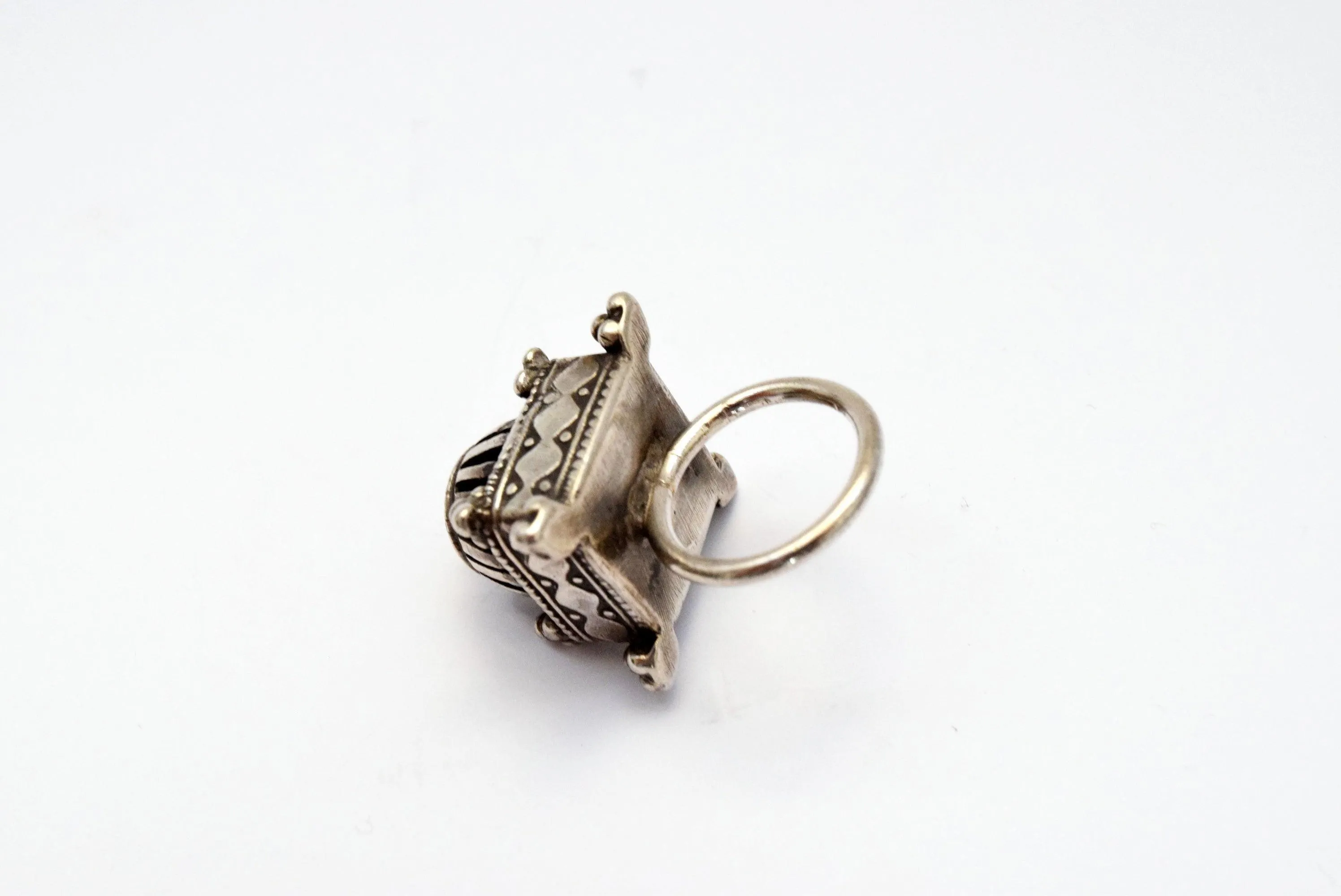 Very Rare Vintage Silver Omani Zar Ring